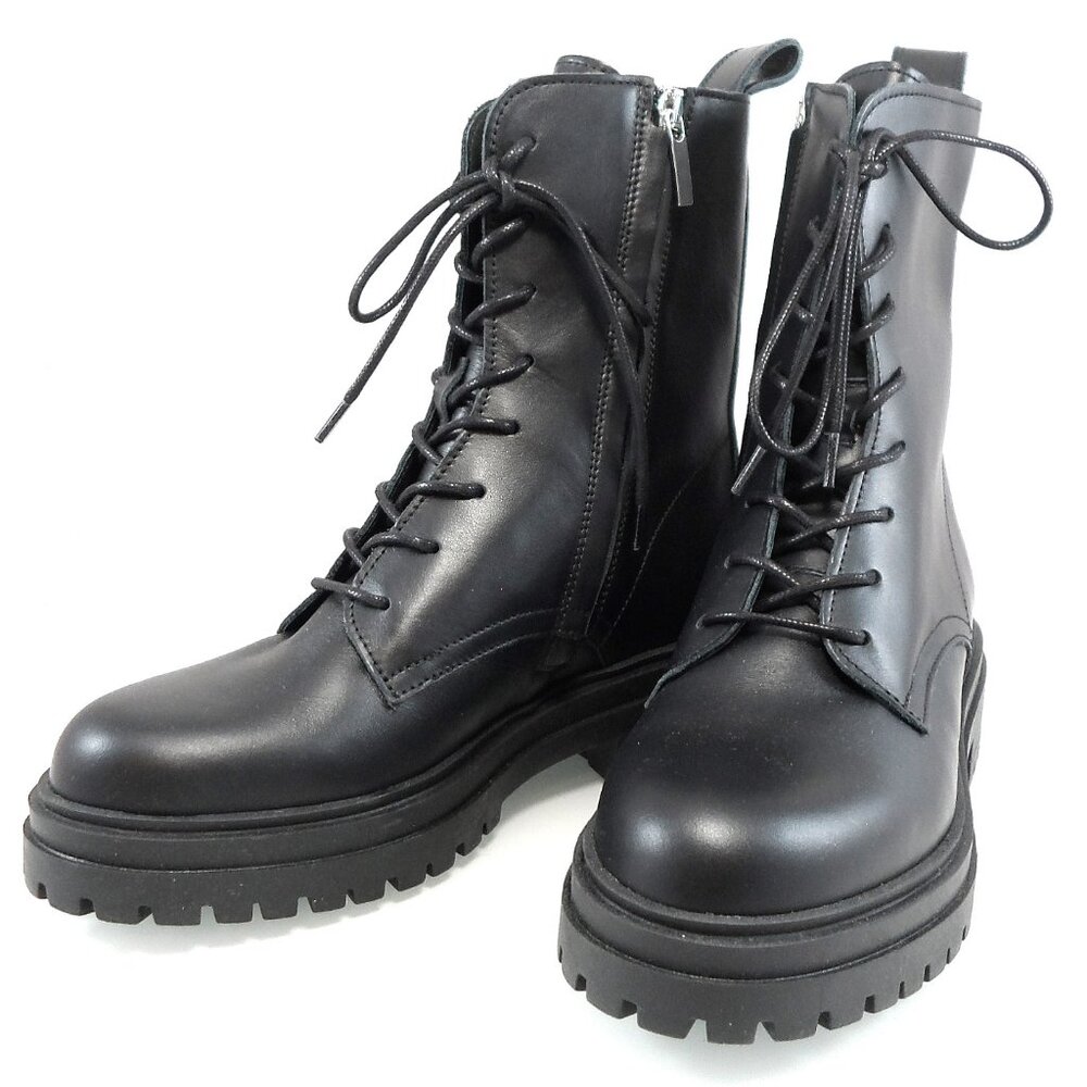 NIB$550 Saks Fifth Avenue COLLECTION Leather Lace-Up Combat Boots Lug Sole 8.5